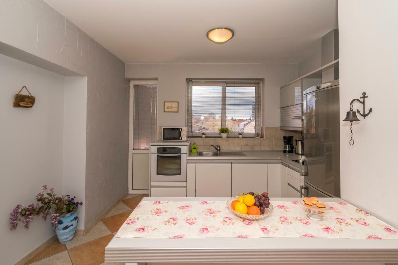 Apartment Old Town With Sea View Split Extérieur photo